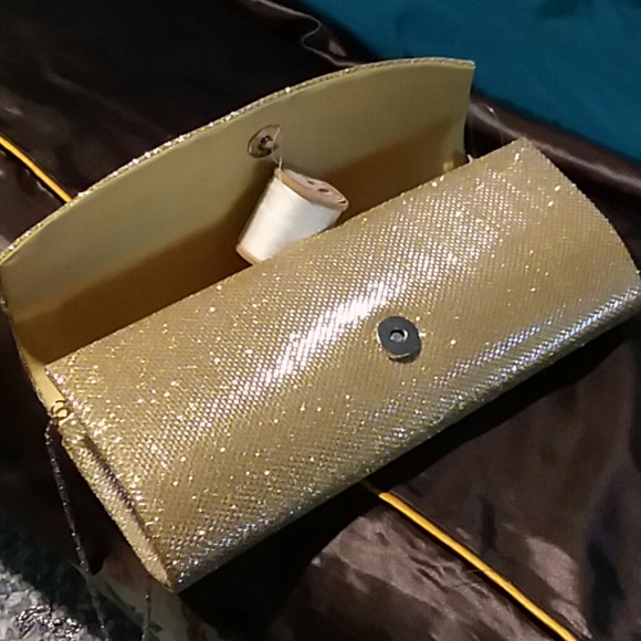 Damara Evening Clutch - Picture 5 of 8